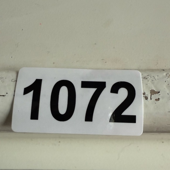 Adrianna Papell Women’s V-neck Pullover Black Textured Sleeves Sweater 2X - Picture 10 of 10